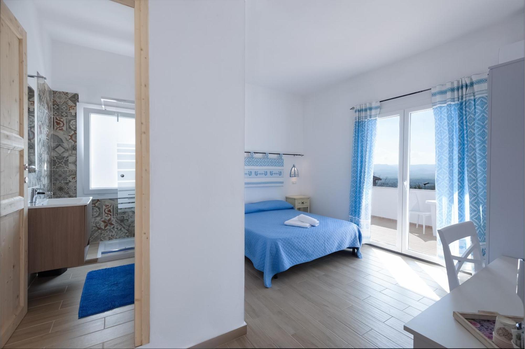 Beb Con Piscina Villa Del Borgo Badesi Exterior foto